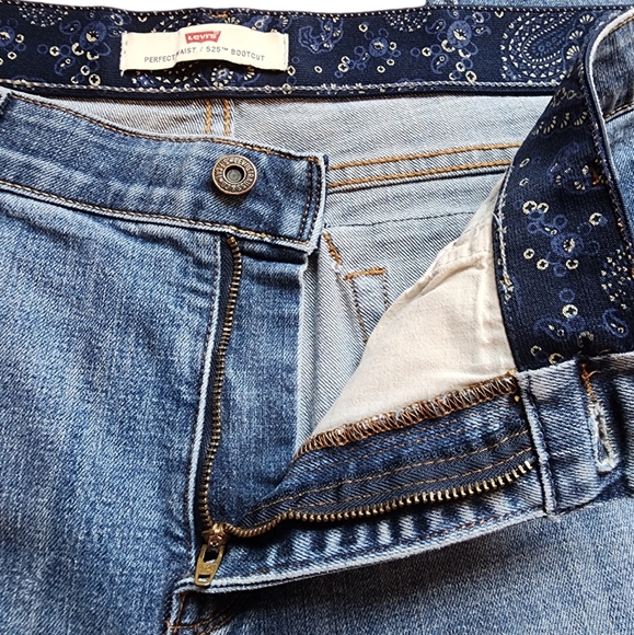 Levis Perfect Waist 525 Bootcut 14 - Picture 4 of 9